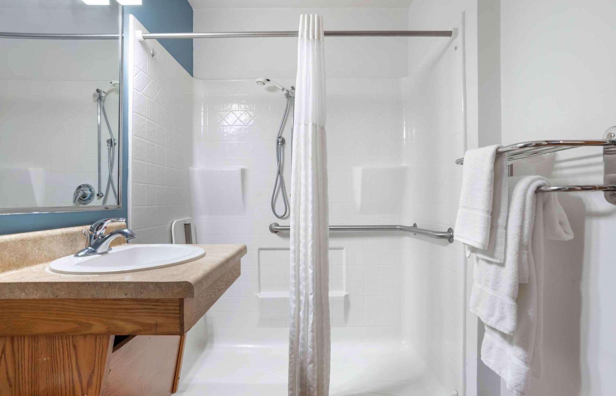 Extended Stay America Select Suites - Cleveland - Avon Kültér fotó